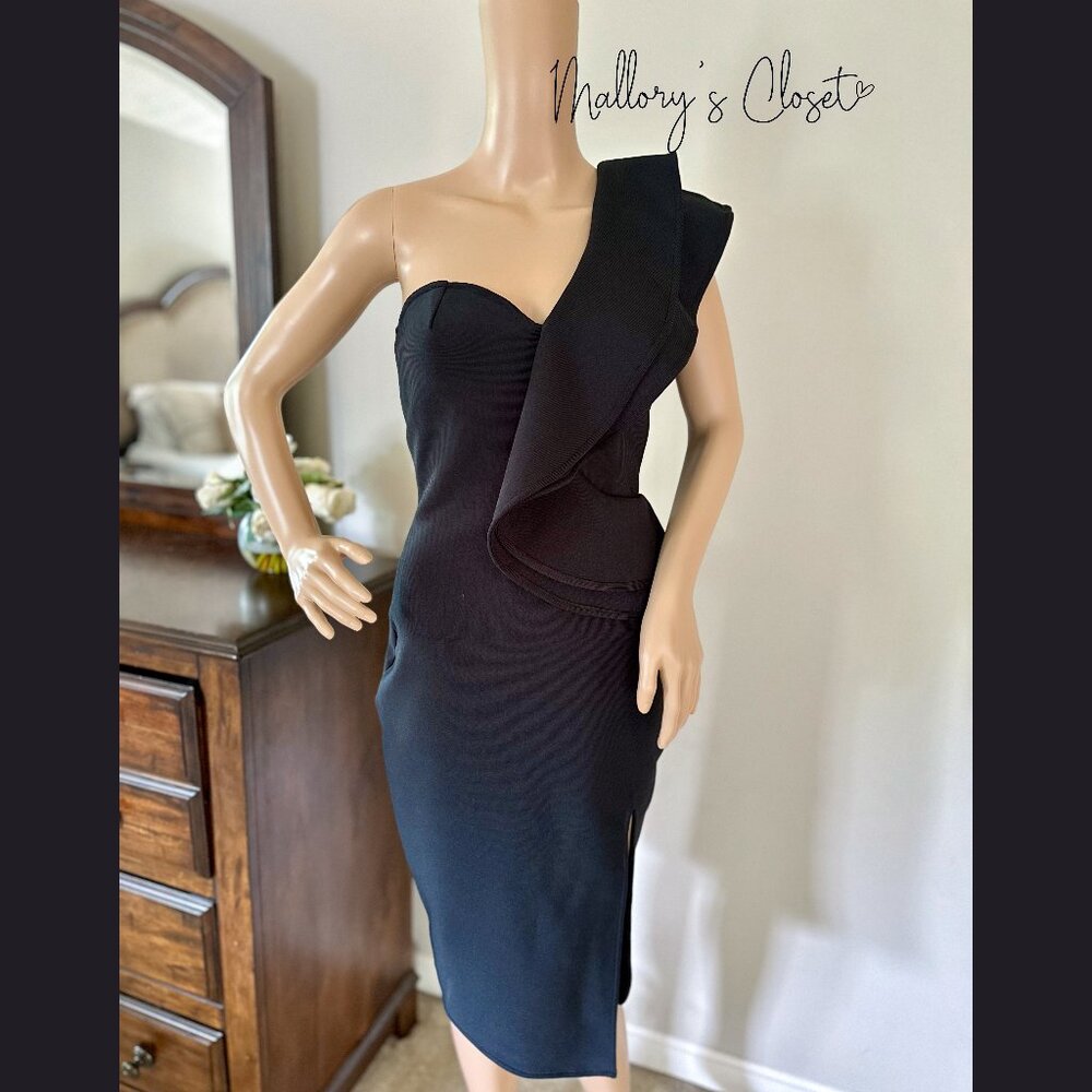 Women's One Shoulder Sleeveless Knee Length Side Split Fashion Bandage Dress